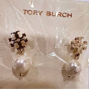 New Tory Burch Gold Logo Stud Drop Pearl Earrings